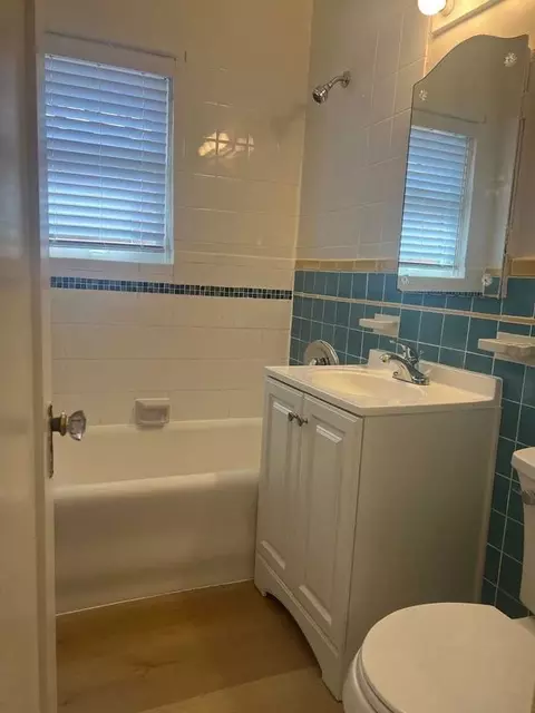 732 S Mansfield Ave, Los Angeles, CA 90036