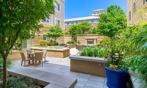 601 L St SE, Washington, DC 20003 photo 12