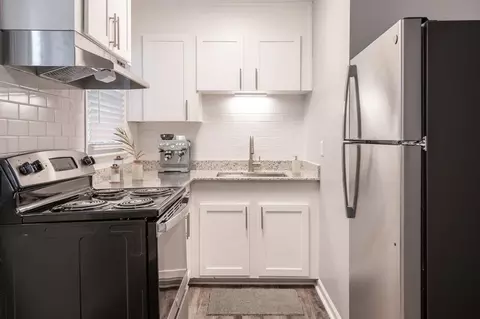 4333 Cinderella Rd, Charlotte, NC 28213 photo 3