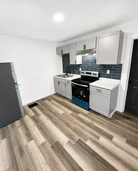 2801 W Uintah St, Colorado Springs, CO 80904
