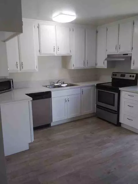 600 S Fernwood St, West Covina, CA 91791