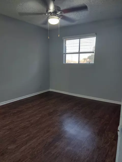 1946 NE Loop 410, San Antonio, TX 78217