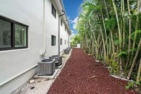 Sw 4th Ave, Fort Lauderdale, FL 33315