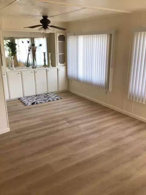 954 Henderson Ave, Sunnyvale, CA 94086 photo 11