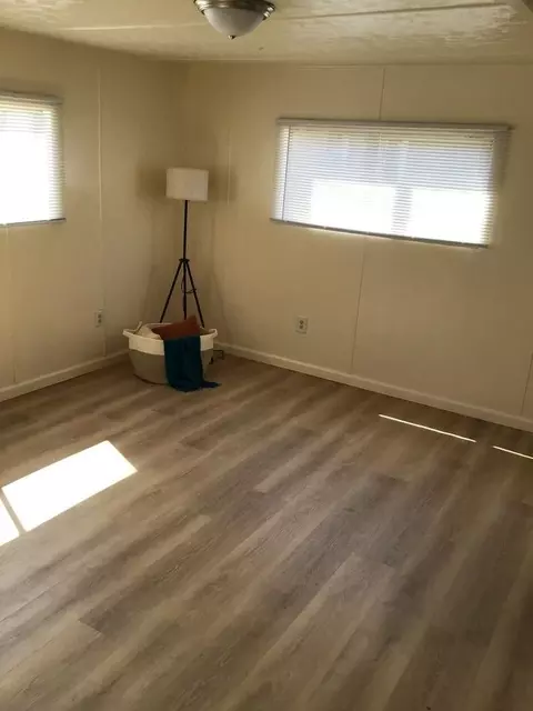 954 Henderson Ave, Sunnyvale, CA 94086 photo 12