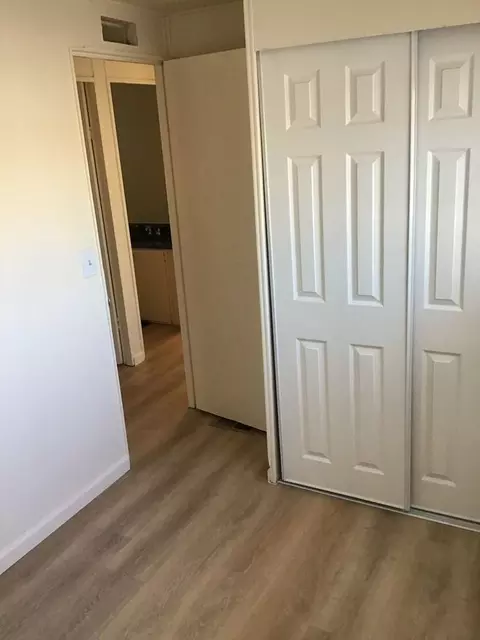954 Henderson Ave, Sunnyvale, CA 94086 photo 5