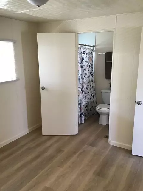 954 Henderson Ave, Sunnyvale, CA 94086 photo 9
