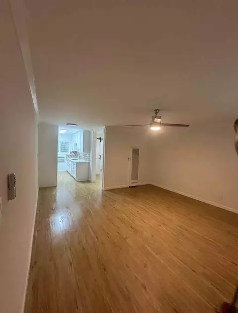 10751 Rose Ave, Los Angeles, CA 90034