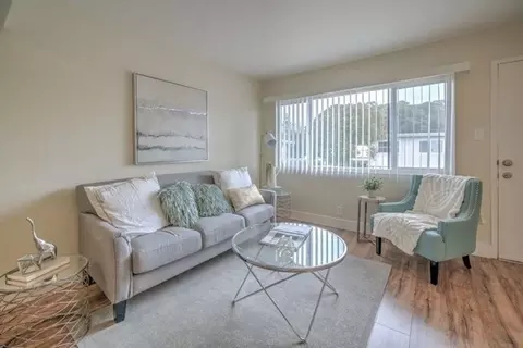 399 Schafer Rd, Hayward, CA 94544 photo 2