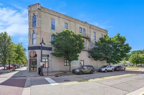 100 Washington Ave, Grand Haven, MI 49417