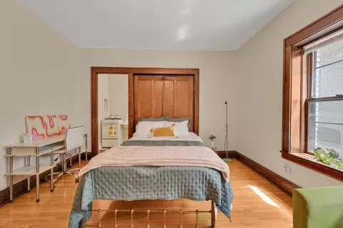 200 W 15th St, Minneapolis, MN 55403