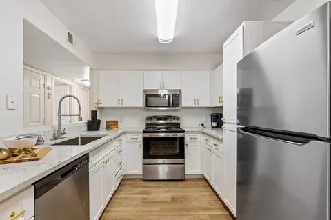 909 W Grove Pkwy, Tempe, AZ 85283 photo 20
