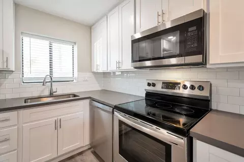 1700 S College Ave, Tempe, AZ 85281