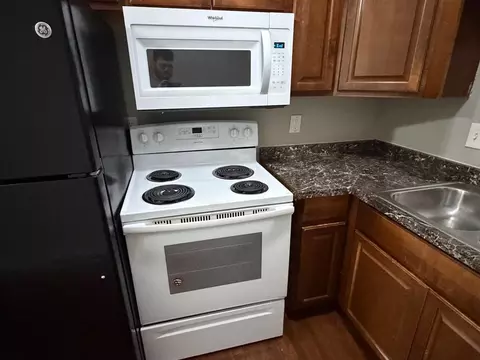 1598 Martha Ct, Lexington, KY 40505