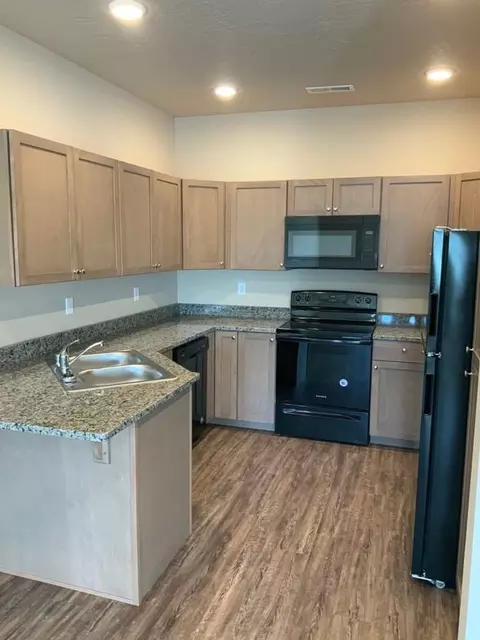 6619 N Cedar Rd, Spokane, WA 99208 photo 3