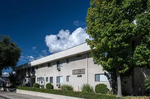 833 W Foothill Blvd, Monrovia, CA 91016 photo 18