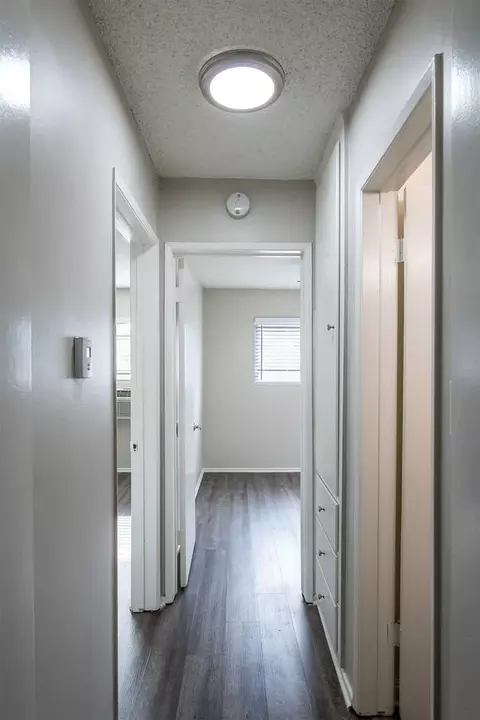 833 W Foothill Blvd, Monrovia, CA 91016 photo 10
