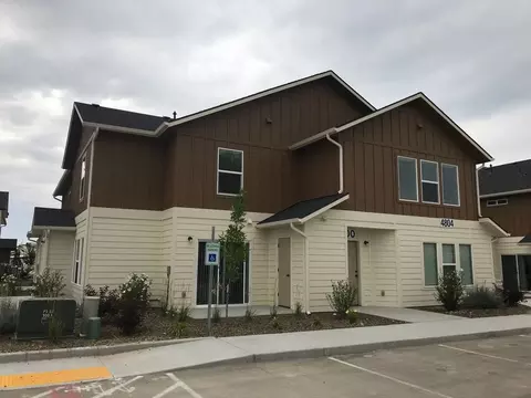 4804 Continental Ln, Caldwell, ID 83607
