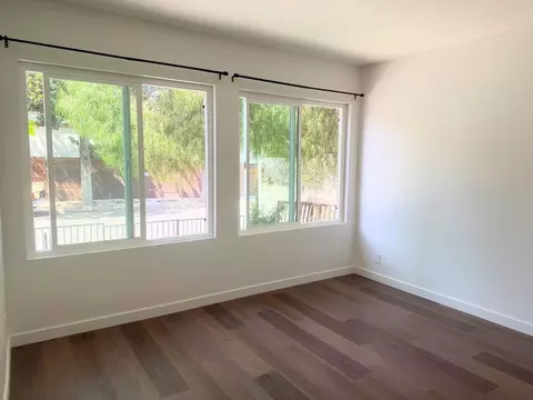 422 N Vendome St, Los Angeles, CA 90026