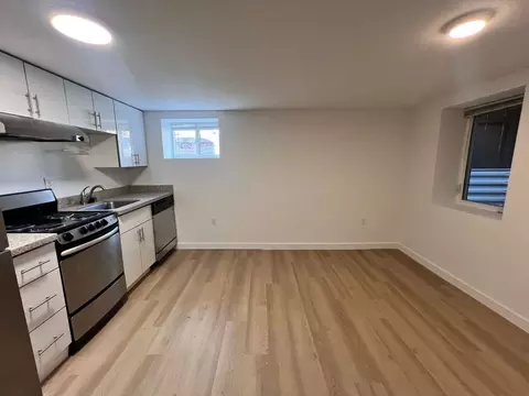 527 1st Ave N, Seattle, WA 98109 photo 14