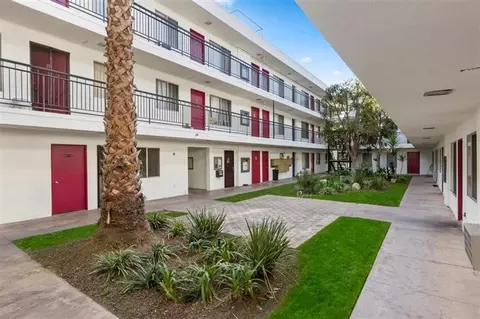 800 Linden Ave, Long Beach, CA 90813 photo 10