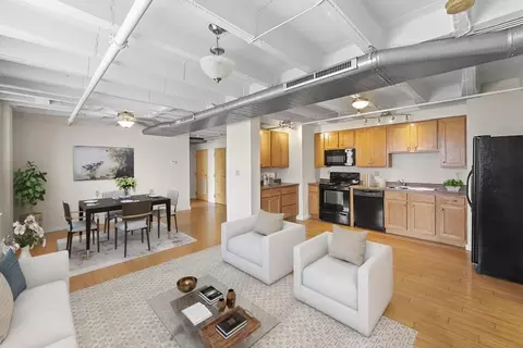 1405 Pine St, Saint Louis, MO 63103