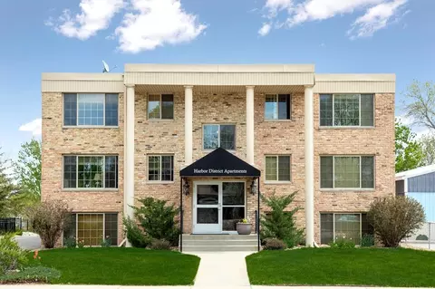 2360 Commerce Blvd, Mound, MN 55364