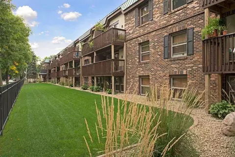 2300 Pleasant Ave, Minneapolis, MN 55404