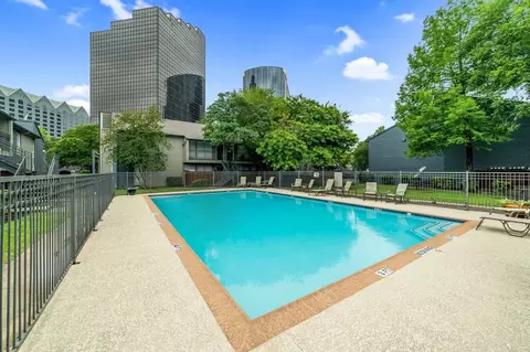 400 Greens Rd, Houston, TX 77060 photo 14