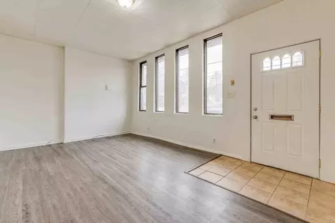 705 Brownsville Rd, Mount Oliver, PA 15210