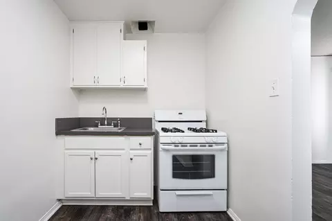411 E Palmer Ave, Glendale, CA 91205 photo 16