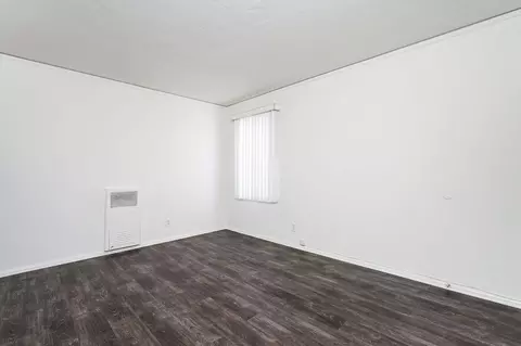 411 E Palmer Ave, Glendale, CA 91205 photo 6