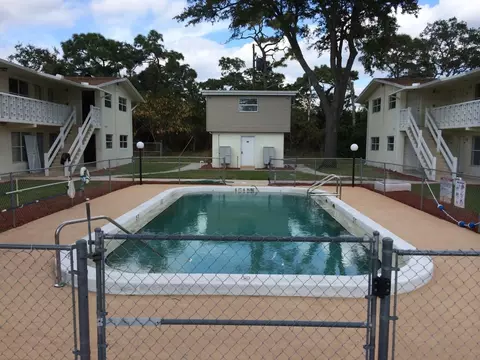 1440 Parkway Dr, Melbourne, FL 32935
