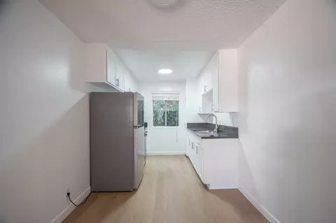 6954 Woodman Ave, Los Angeles, CA 91405