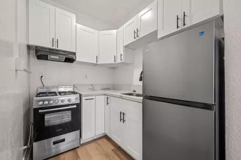 4144 W Adams Blvd, Los Angeles, CA 90018