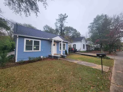 126 N Poplar St, Athens, GA 30601