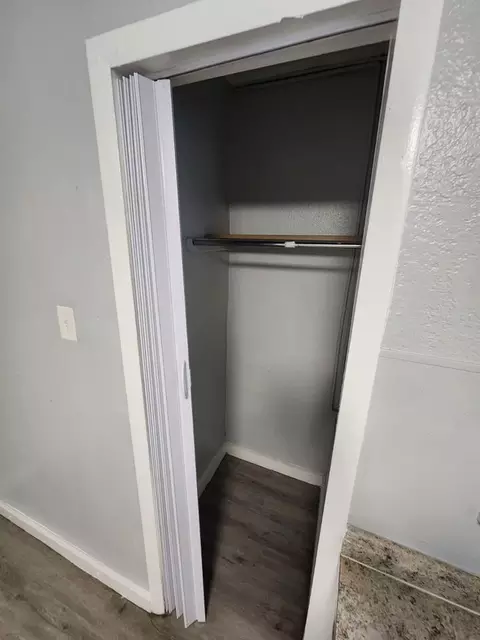 407 S Jupiter Ave, Clearwater, FL 33755 photo 5