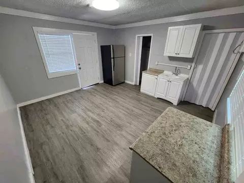 407 S Jupiter Ave, Clearwater, FL 33755