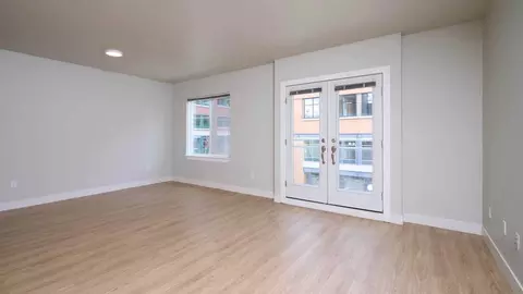 521 S Weller St, Seattle, WA 98104 photo 45