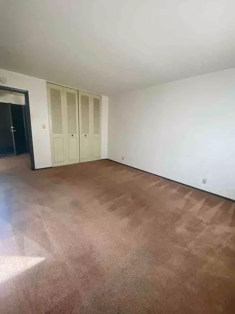 791 Russell Rd, Waterloo, IA 50701