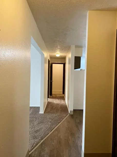 8500 Granville Pkwy, La Vista, NE 68128