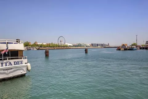 175 N Harbor Dr, Chicago, IL 60601 photo 34