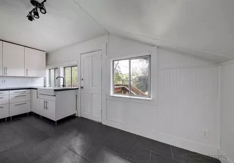 6015 SE 99th Ave, Portland, OR 97266