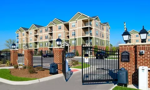7190 Harbour Towne Pkwy S, Suffolk, VA 23435