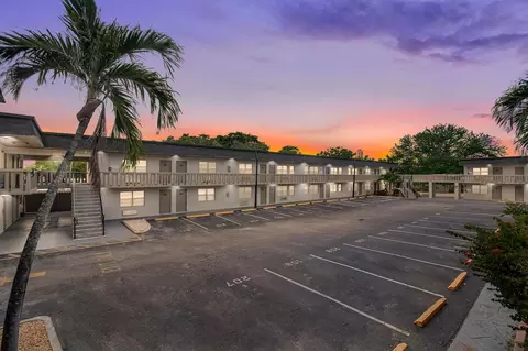 1860 SW 68th Ave, Miramar, FL 33023