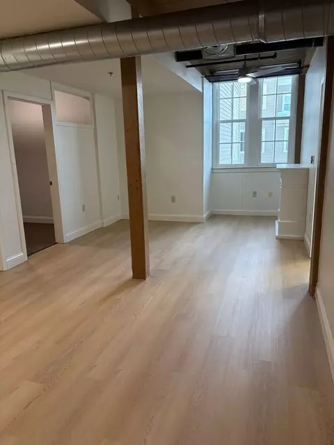 7 Marble St, Whitman, MA 02382