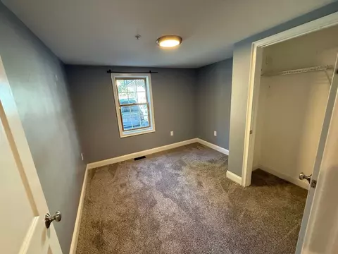 175 Pleasant St, Marblehead, MA 01945 photo 9