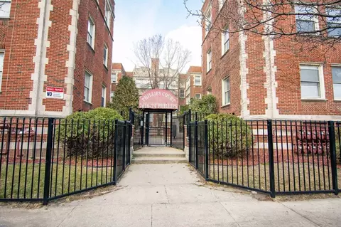 7616 S Phillips Ave, Chicago, IL 60649
