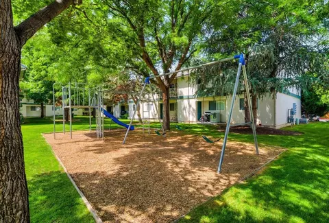 7585 W Florence Ln, Boise, ID 83704