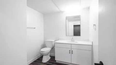 155 Jackson St, Oshkosh, WI 54901 photo 5